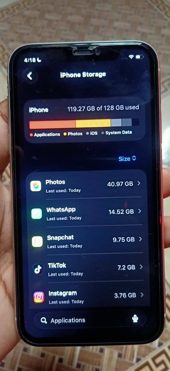 Apple iPhone 11 4