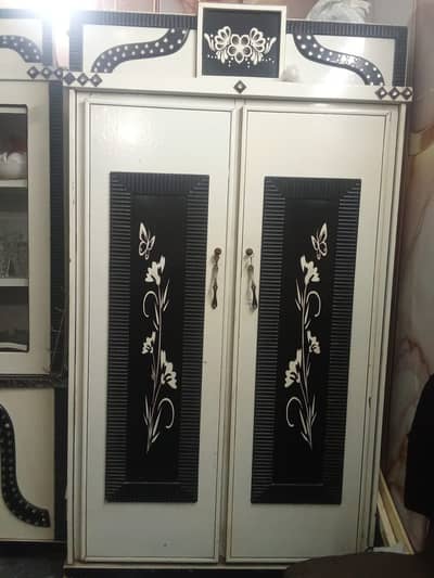 Stylish Bedroom Furniture Set – Bed, Dressing & Wardrobe