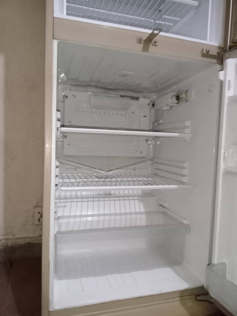 PEL REFIGERATOR 3