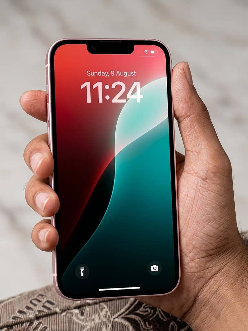 Apple iPhone 13 3