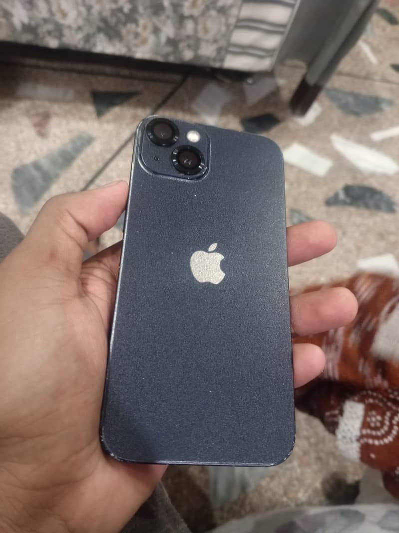 Apple iPhone 13 1