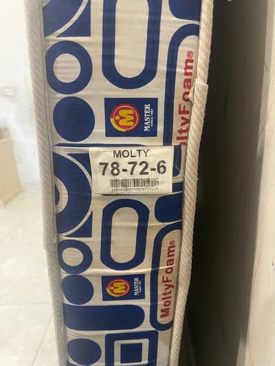 MoltyFoam Mattress Few Year USED 78x72: 6 Inch Urgent For Sale