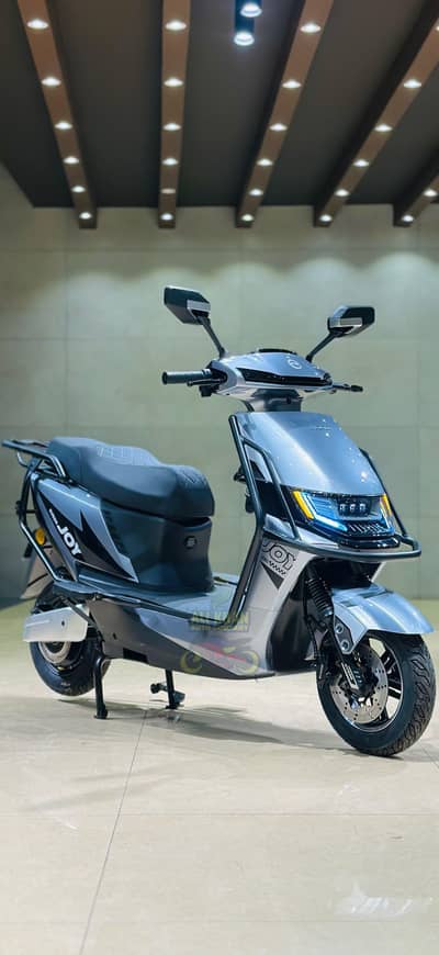 Scooty Kings Yadea Metro Evee Evon Okla EV Female scooty  Ramza