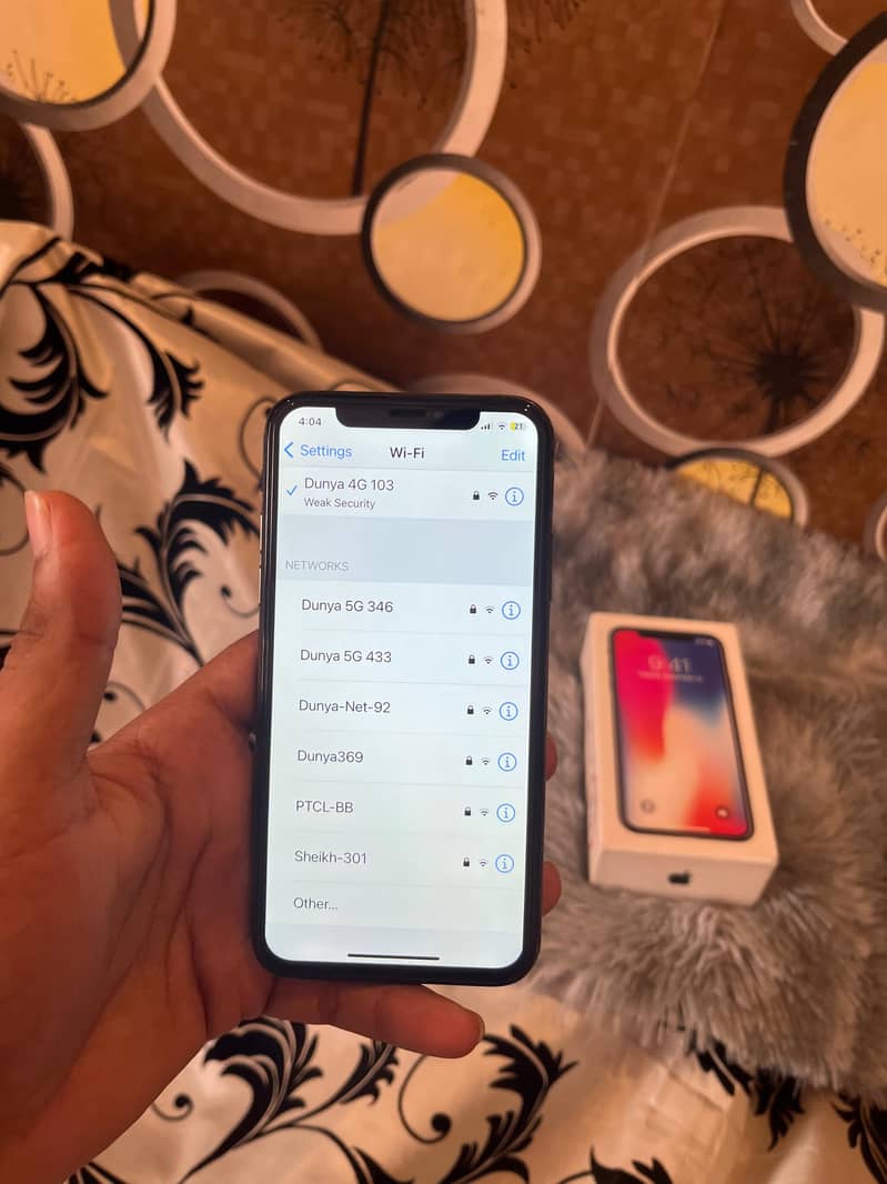 Apple iPhone X 3