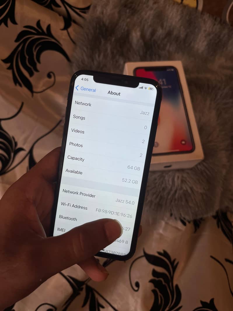 Apple iPhone X 13