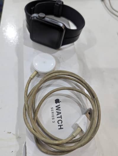 Apple Watch Series 3 42mm - Clean Condition for Sale!