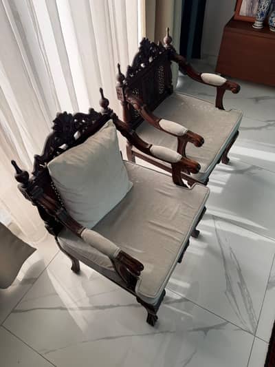 One seater (2] and Two seater sofa set