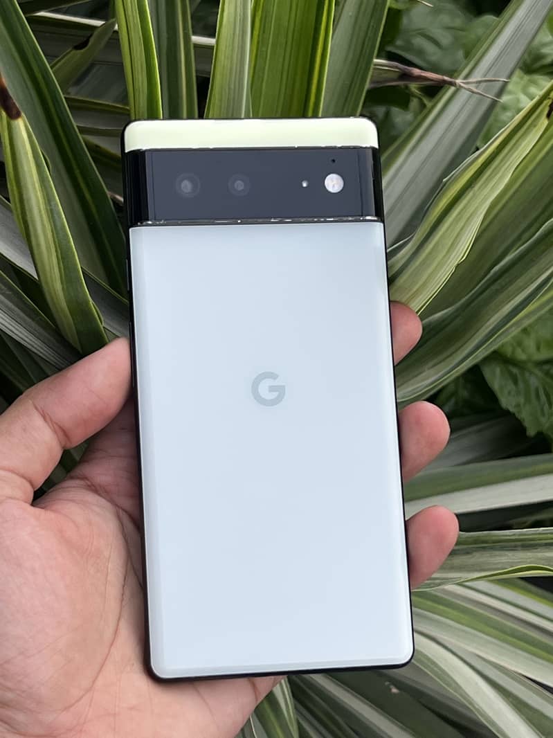 Google Pixel 6 4