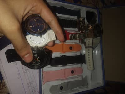 smart watch be ha ap ko jon si watch achi lagti ha inbox kar lana