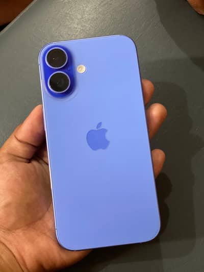 Apple iPhone 16