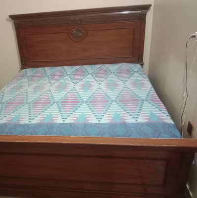 bed and dressing table