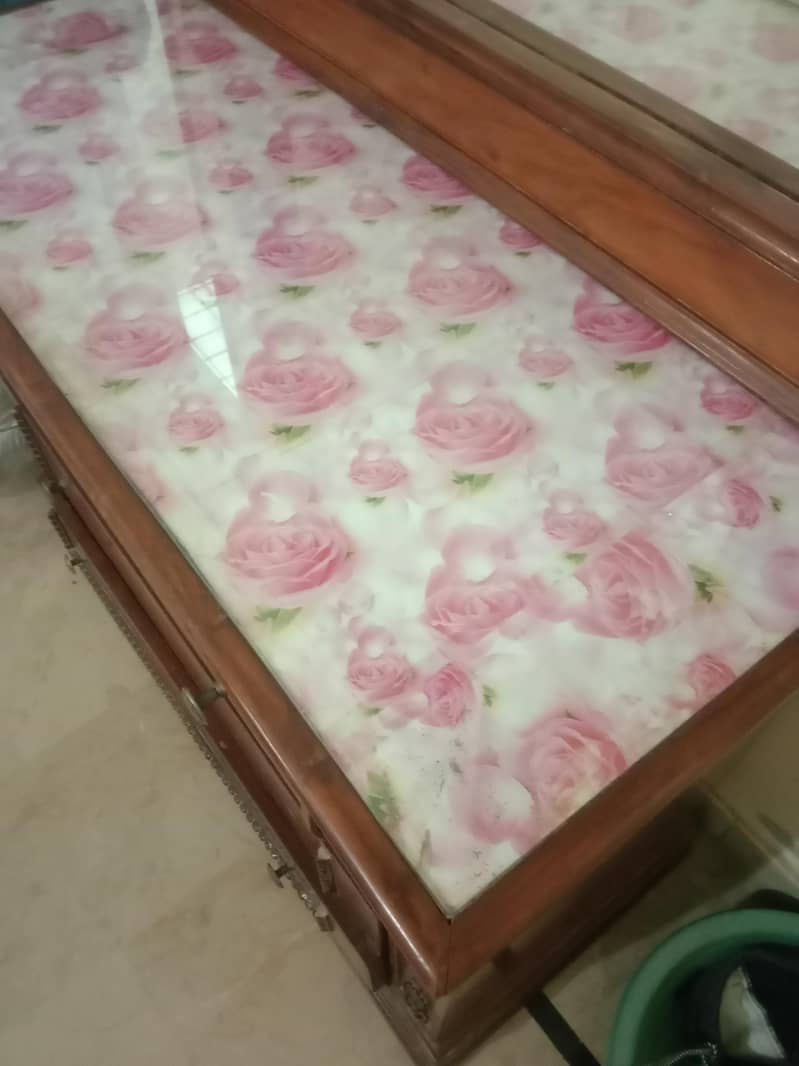 bed and dressing table 5
