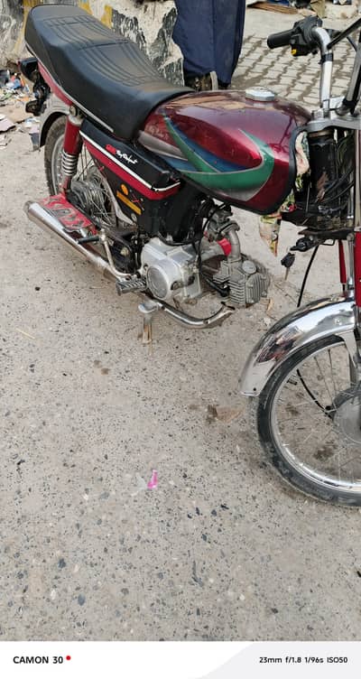 motorcycle for sale single hand uses best condition