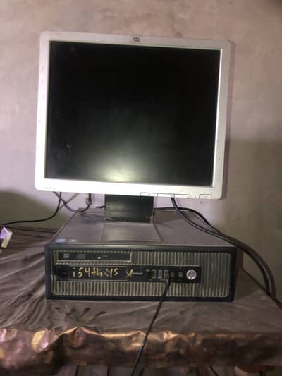 HP EliteDesk 800 G1 SFF i5 4th Gen 8GB 300GB + 1GB GPU + 17" LCD