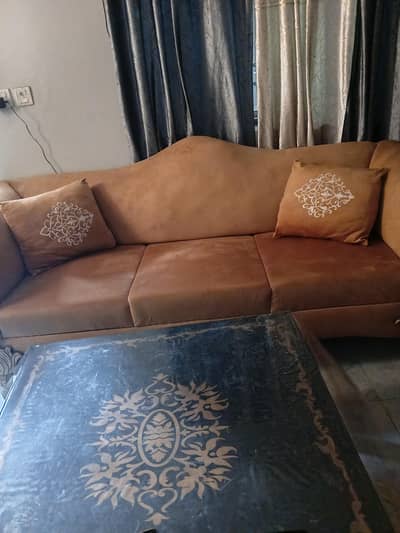 jahaz sofa set and middle table