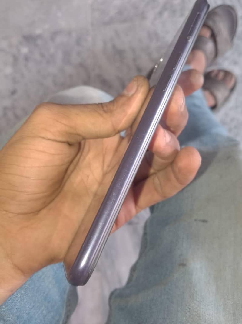 OPPO A3s 1