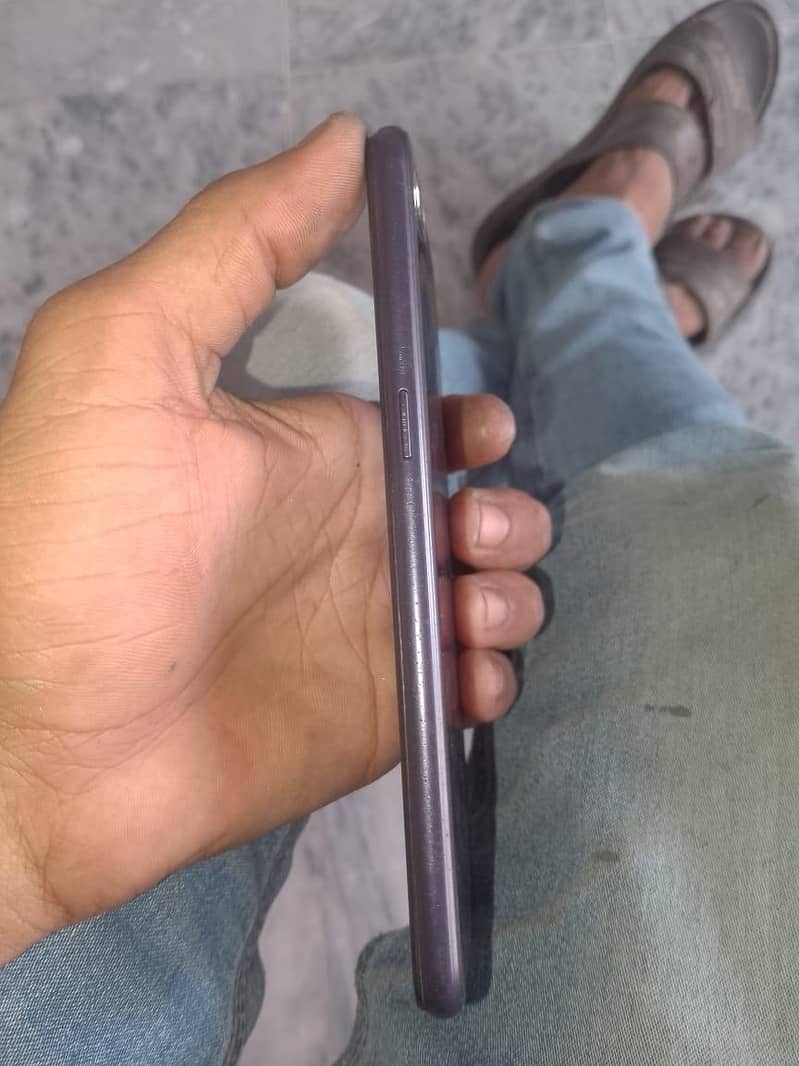 OPPO A3s 6