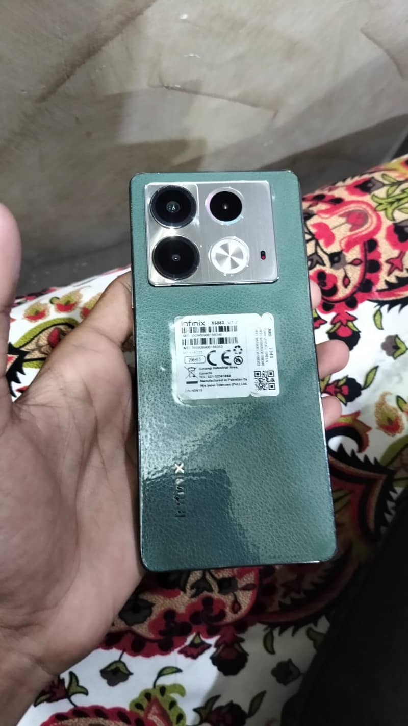 Infinix Note 40 0