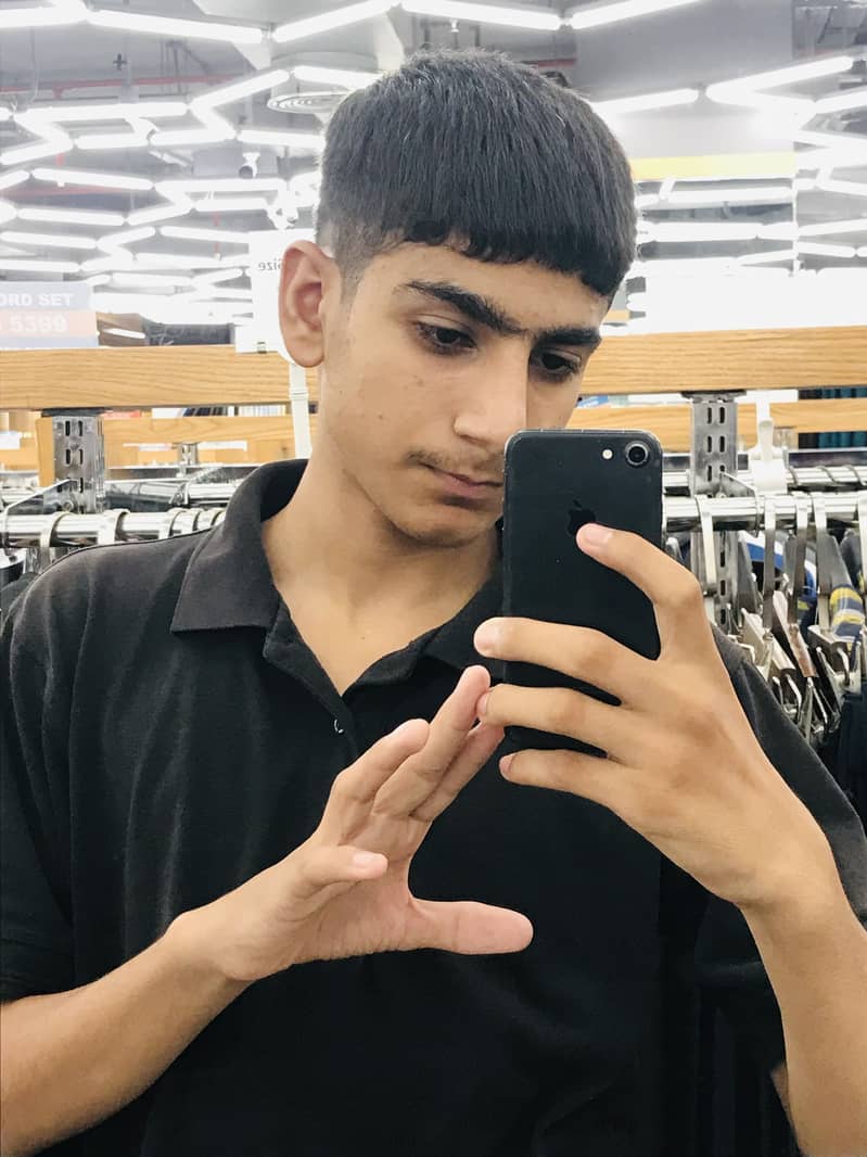 Apple iPhone 7 4