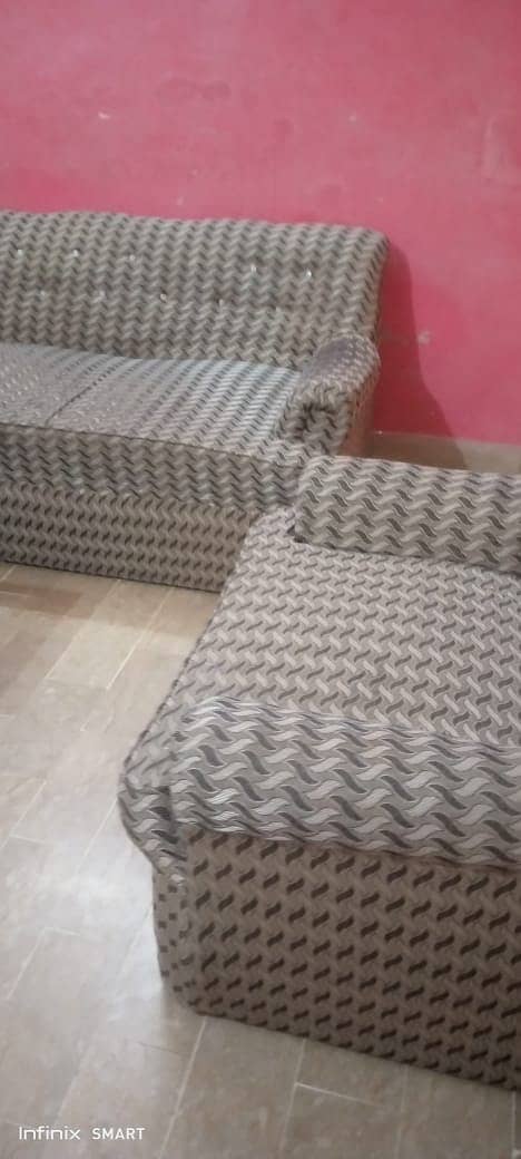 Selling 7 Seater Sofas 0