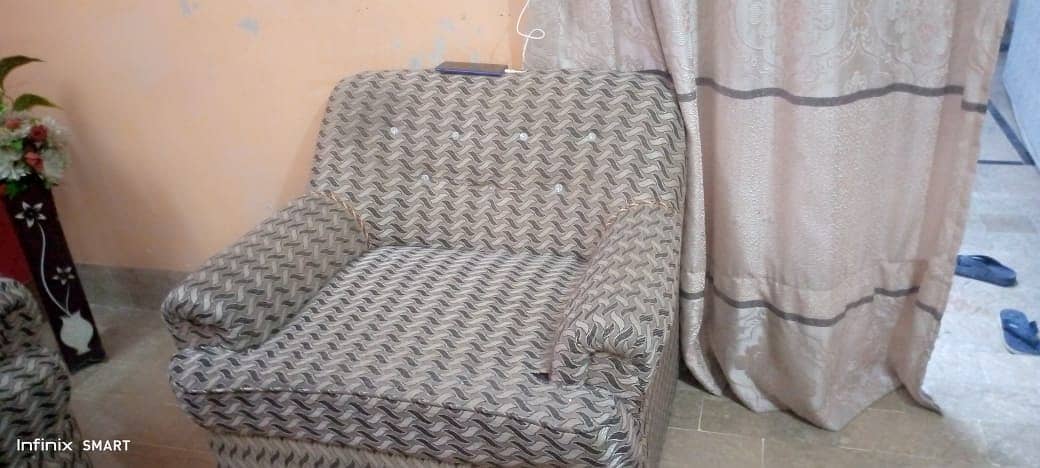 Selling 7 Seater Sofas 2