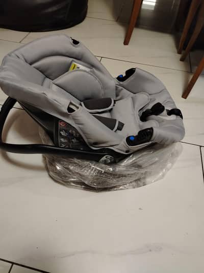 brand new car seat made in Italy