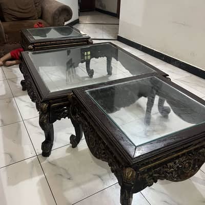 center table with side tables