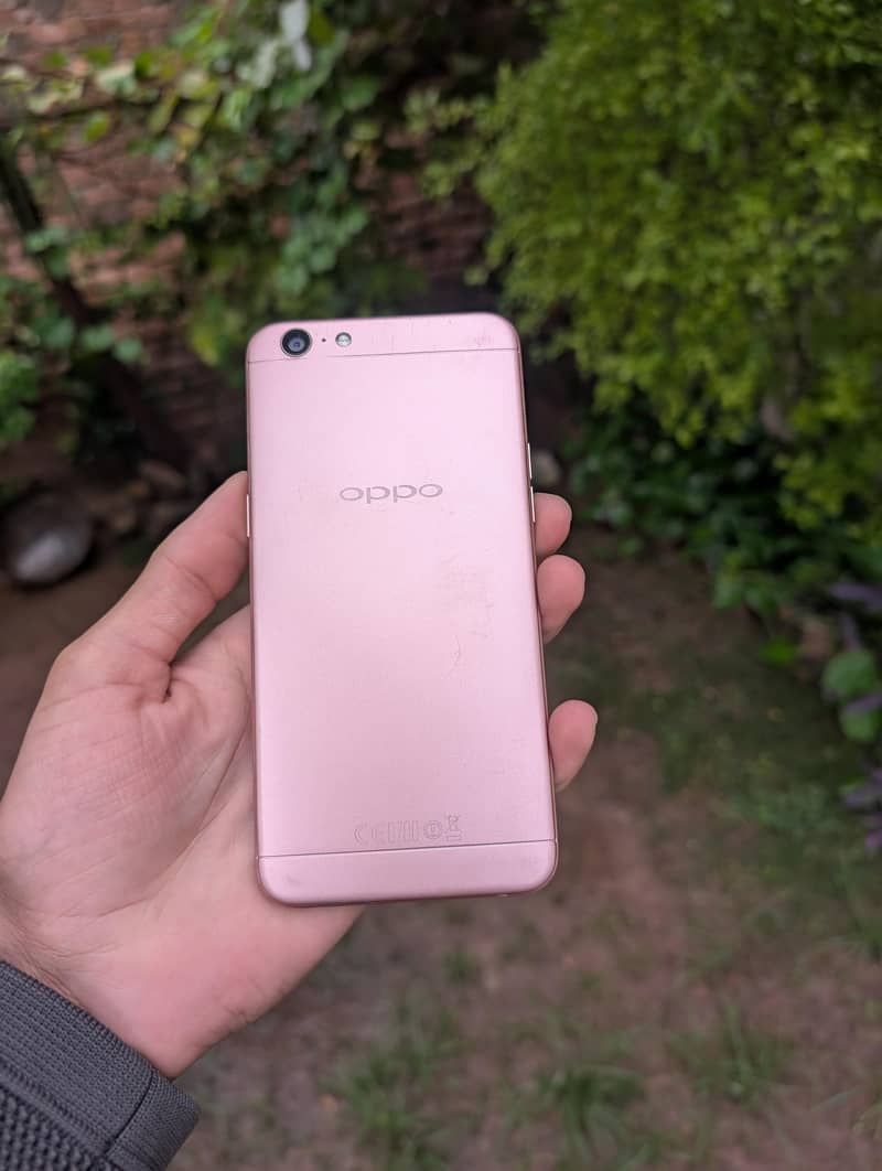 OPPO A57 1