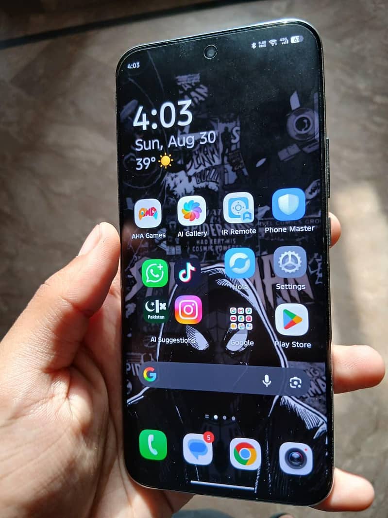 Tecno Spark 40 pro plus 5
