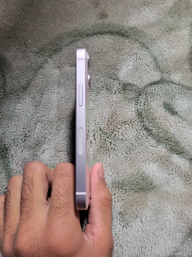 Apple iPhone 13 mini 2