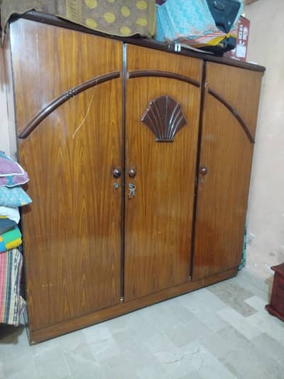 Shesham Bed Set  7/10 Condition