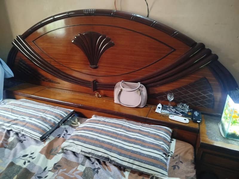 Shesham Bed Set  7/10 Condition 1