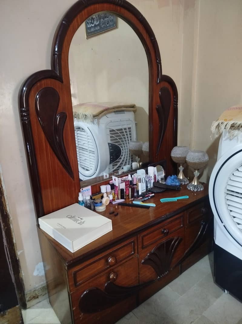 Shesham Bed Set  7/10 Condition 3