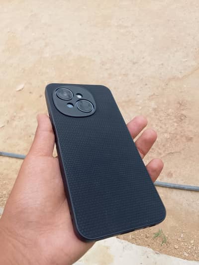 Tecno Spark Go 1