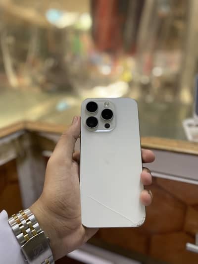 Apple iPhone 15 Pro