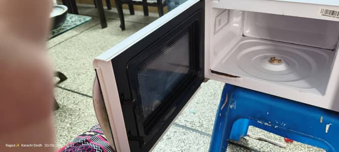 Dawlance microvave oven