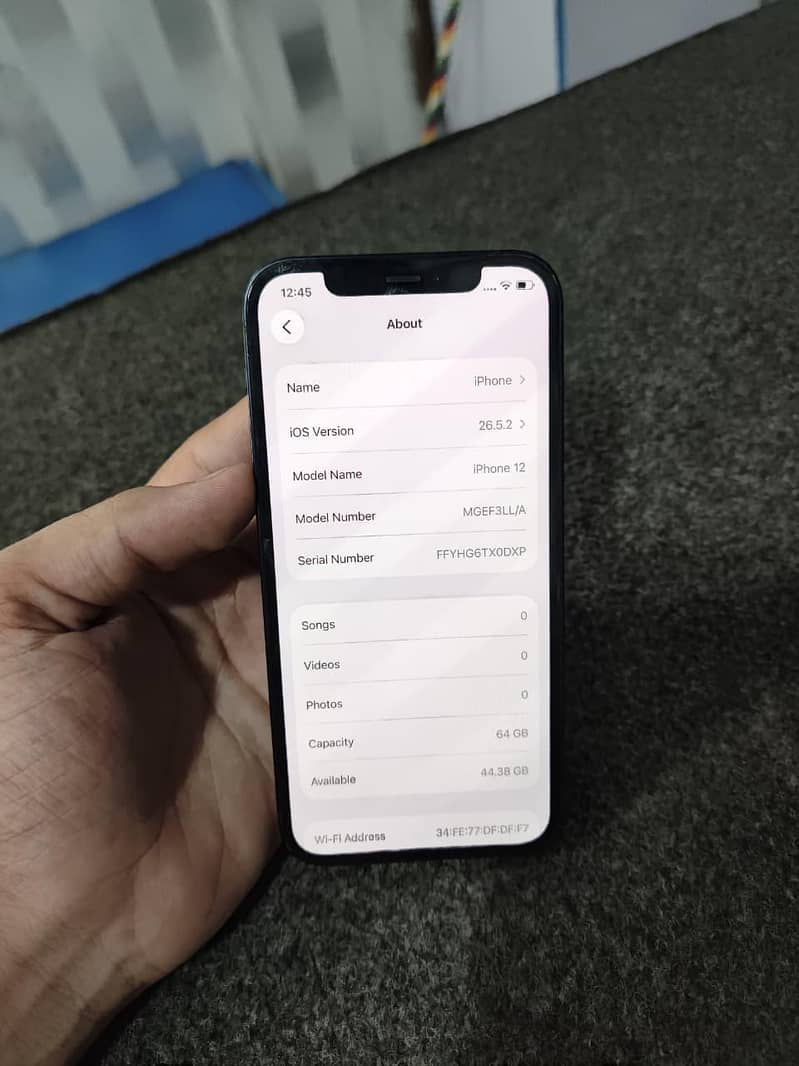 Apple iPhone 12 7