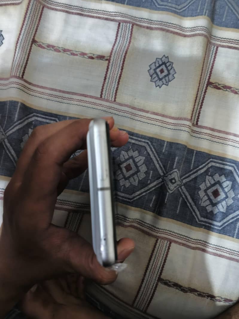 Google pixel 7 4