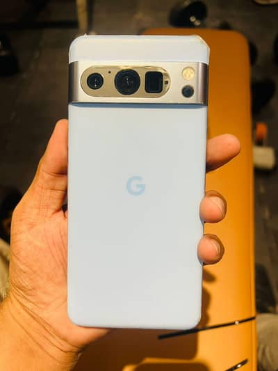 Google Pixel 8 Pro