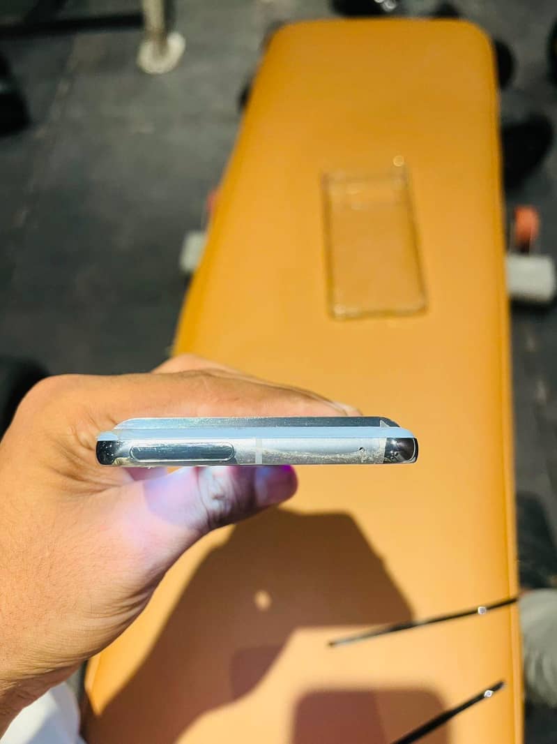 Google Pixel 8 Pro 4