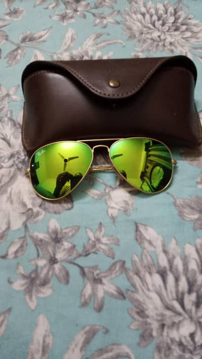 Ray ban