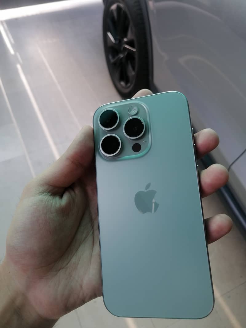 Apple iPhone 15 Pro 7