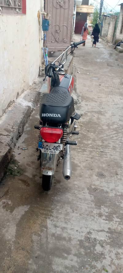 bike:hero.  Islambad number
