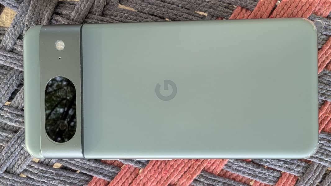 Google Pixel 8 6