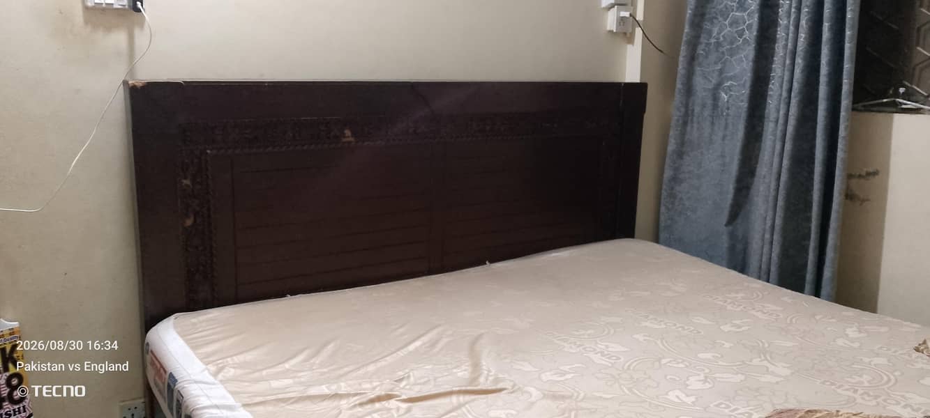 king bed 1