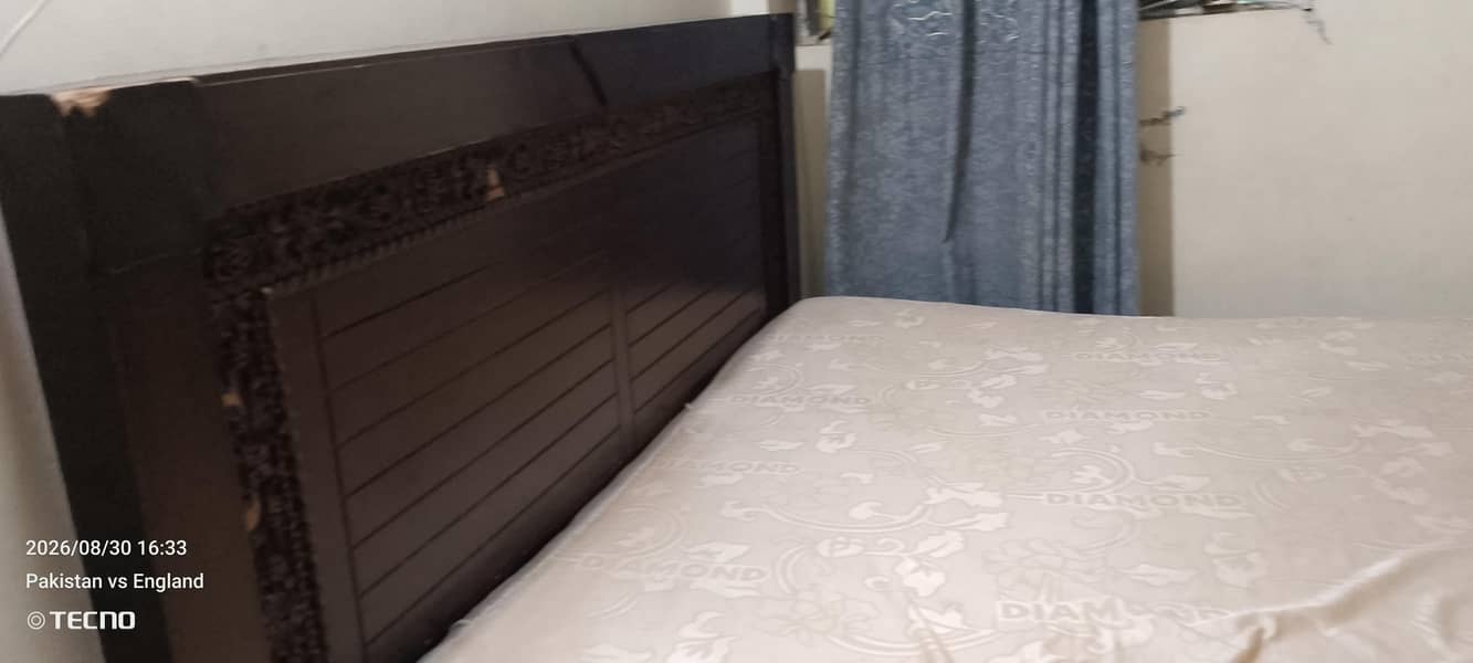king bed 2