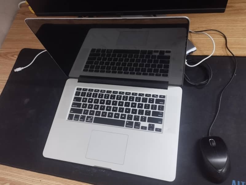Macbook Pro 2015 3