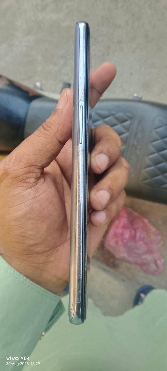 One Plus 9 5g 5