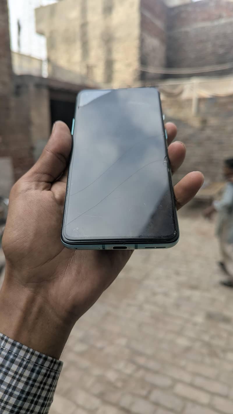 One Plus 8t 1