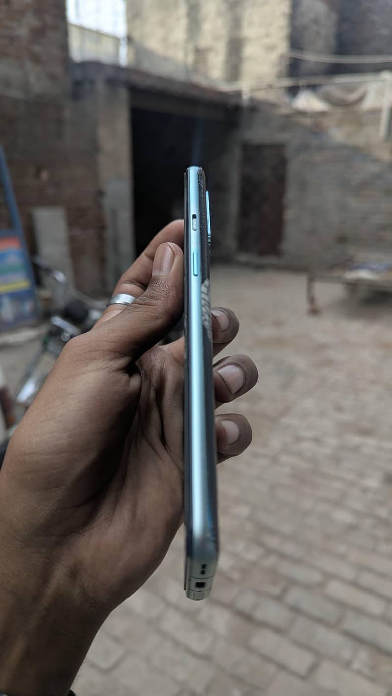 One Plus 8t 3